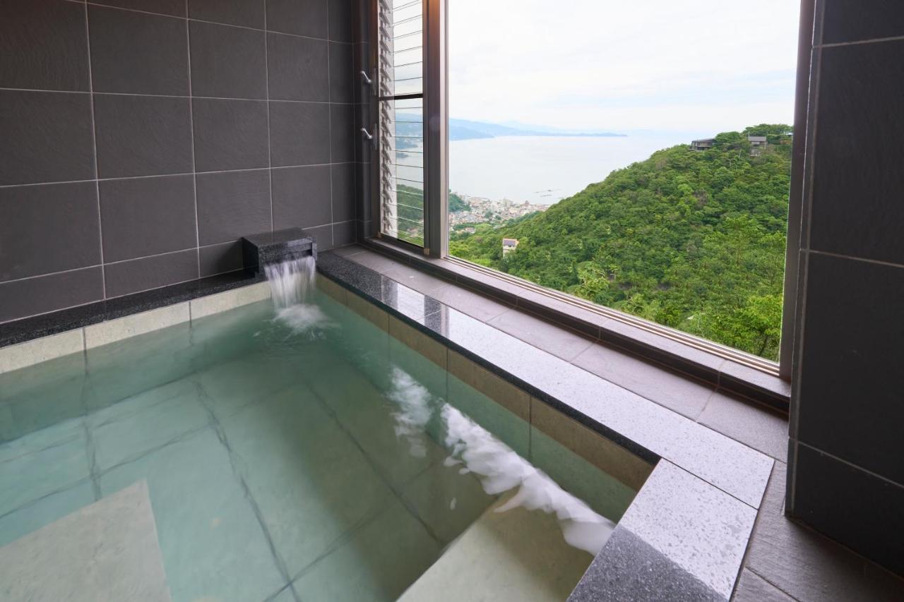 Suite Villa Ocean View Minami-Atami Atami  Eksteriør bilde
