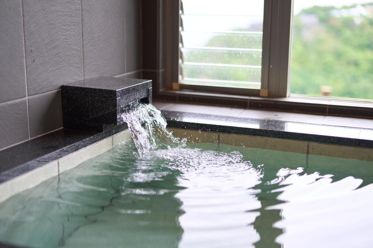 Suite Villa Ocean View Minami-Atami Atami  Eksteriør bilde